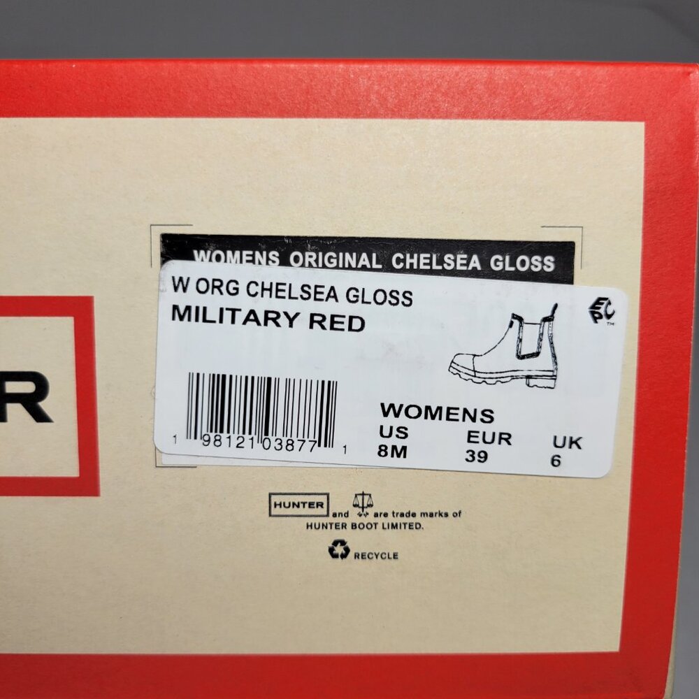 Hunter Women's Original Gloss Chelsea Boots in Military Red - Picture 3 of 10